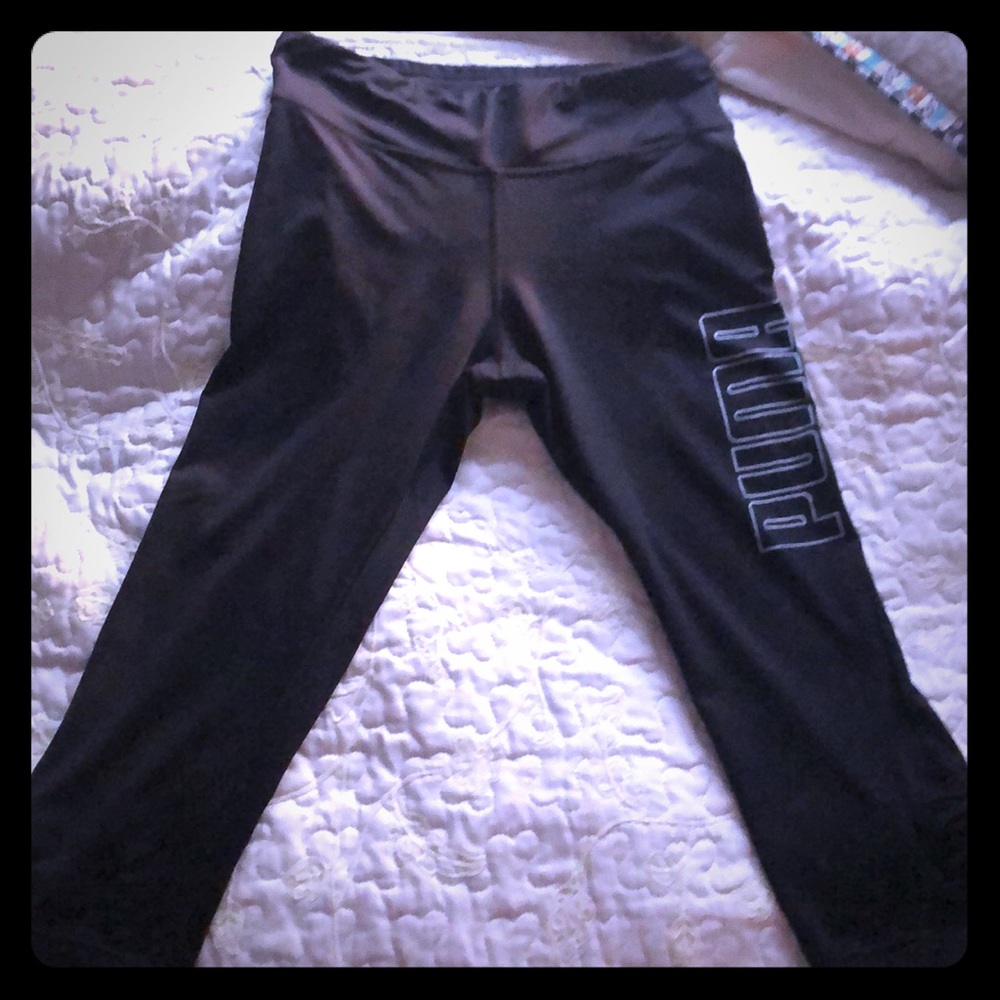 3/4 Puma workout pants.Like New!